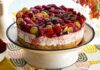 Домашний торт из печенья с ягодами без выпечки, пошаговый рецепт с фото