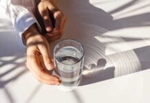 Можно ли похудеть, если пить много воды — читать на Gastronom.ru