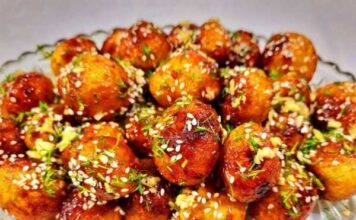 Молодой картофель в медово-соевом соусе